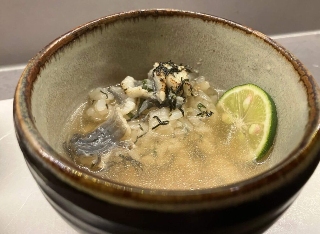 メニュー⑧：白い鰻丼3