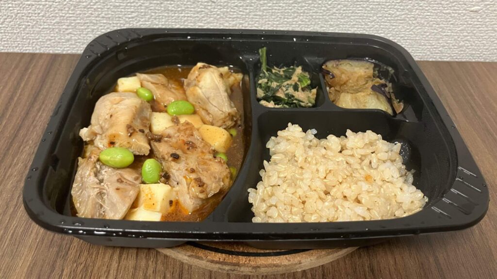 鶏もも肉と枝豆の麻辣ソース