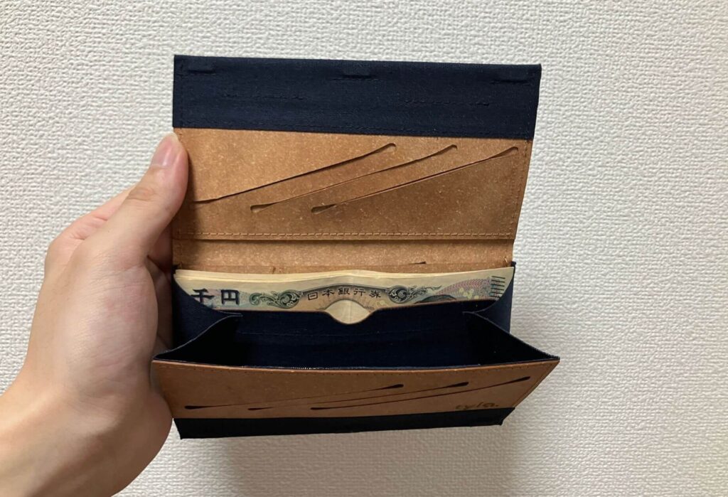 千円札の収納イメージ