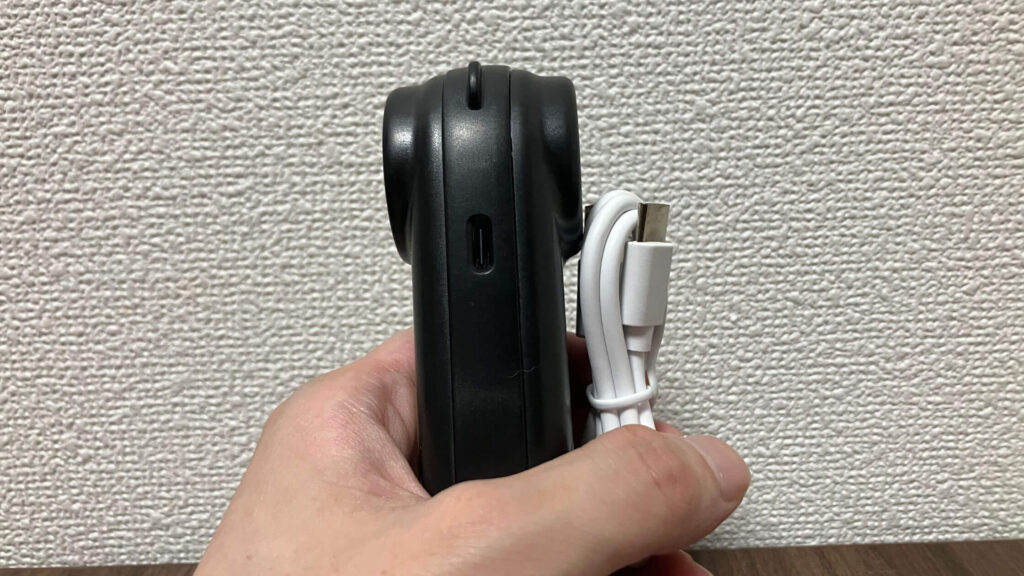 充電はType-Cケーブル