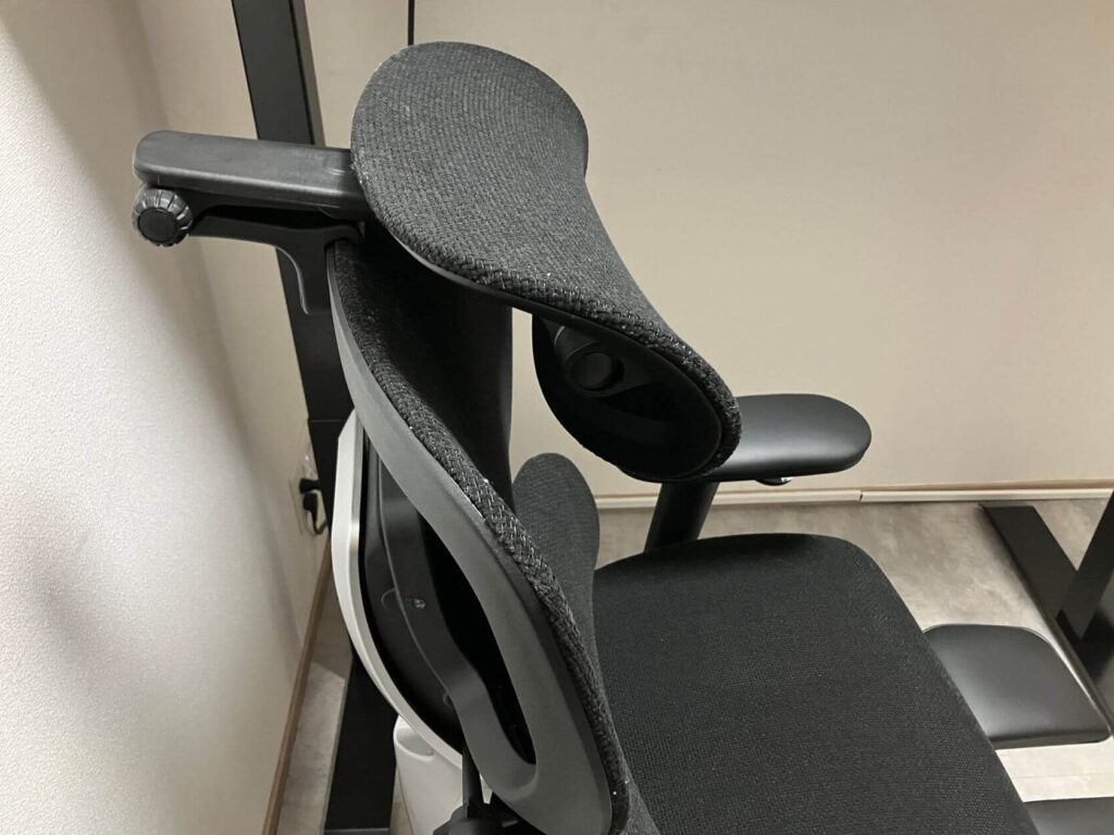 3Dヘッドレスト部分