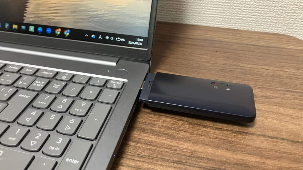 PCのUSBポートを接続