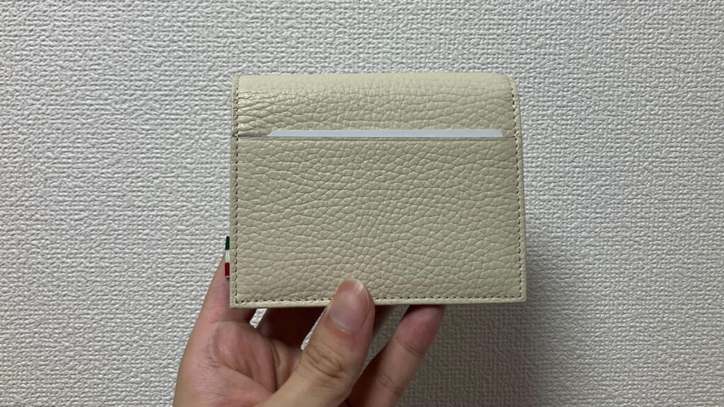 交通系ICカードを入れればタッチできる