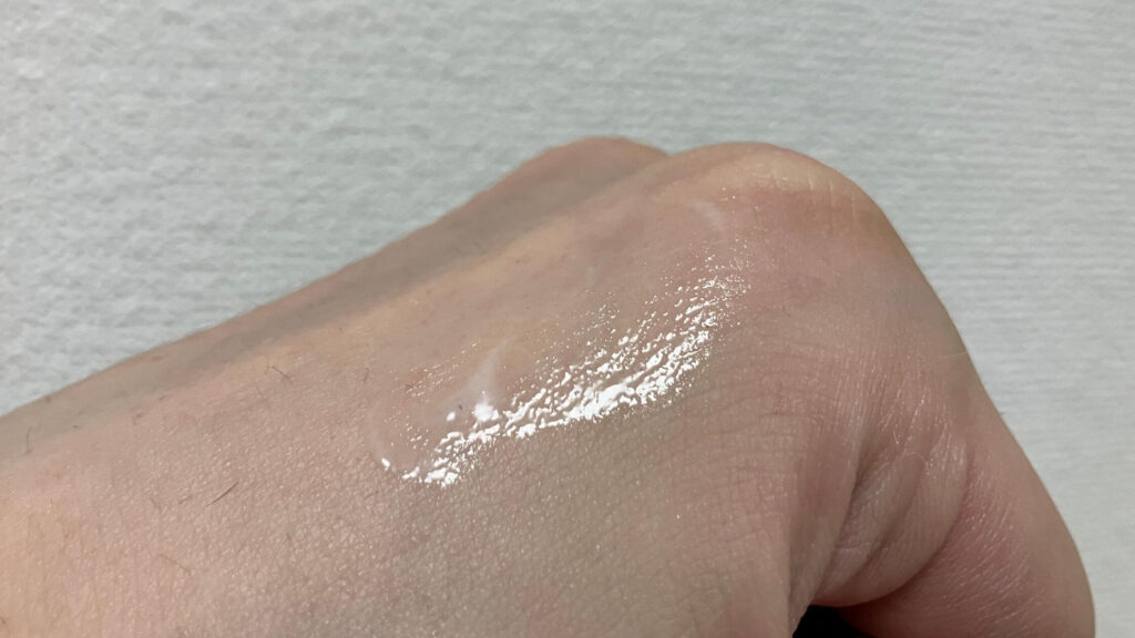ベタつかず伸びも良いが保湿力もある