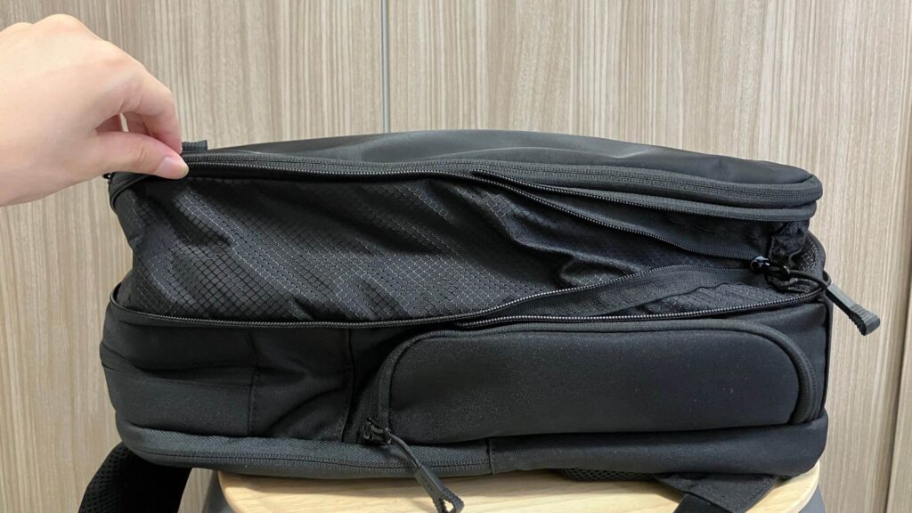 外周ファスナーでここまで広がる