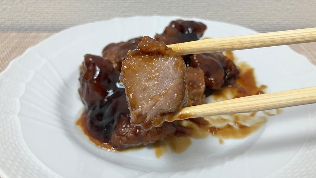 豚肉は脂っこさが気にならず、ジューシーでやわらかな食感
