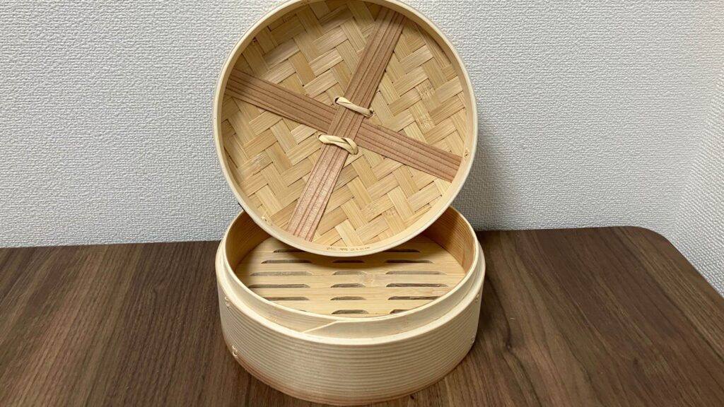 杉製のせいろ(開けた状態)