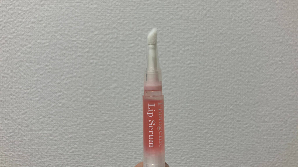 スティックタイプで塗りやすい