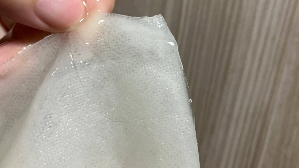 シートには美容液がたっぷり