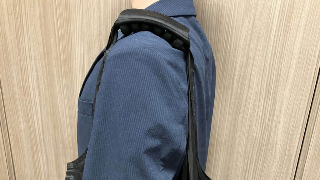 肩にかける場合
