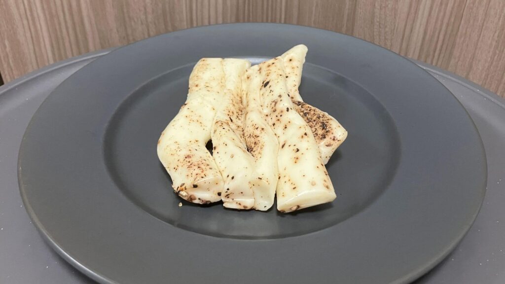 チーズのミルク感+黒胡椒