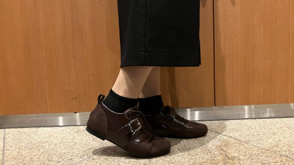 Emiwalk(エミウォーク)のインヒールスニーカーをレビュー
